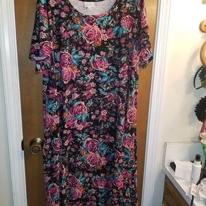 Lularoe Carly size 3x Leggings material, pre-owned, has pilling
